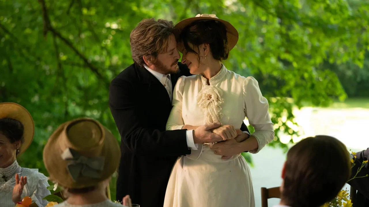 Still from The Pot-au-Feu