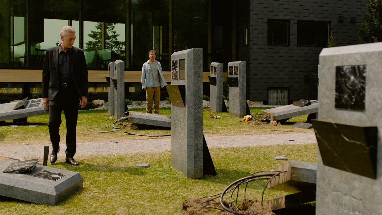 Still from The Shrouds